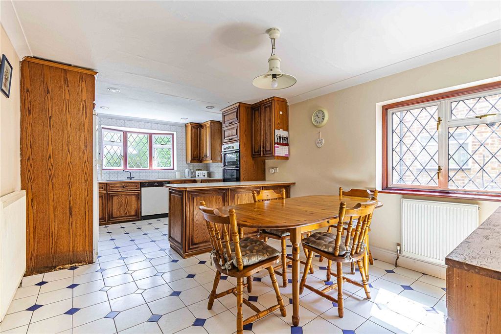 Property photo 3 of 31 Picture No. 22