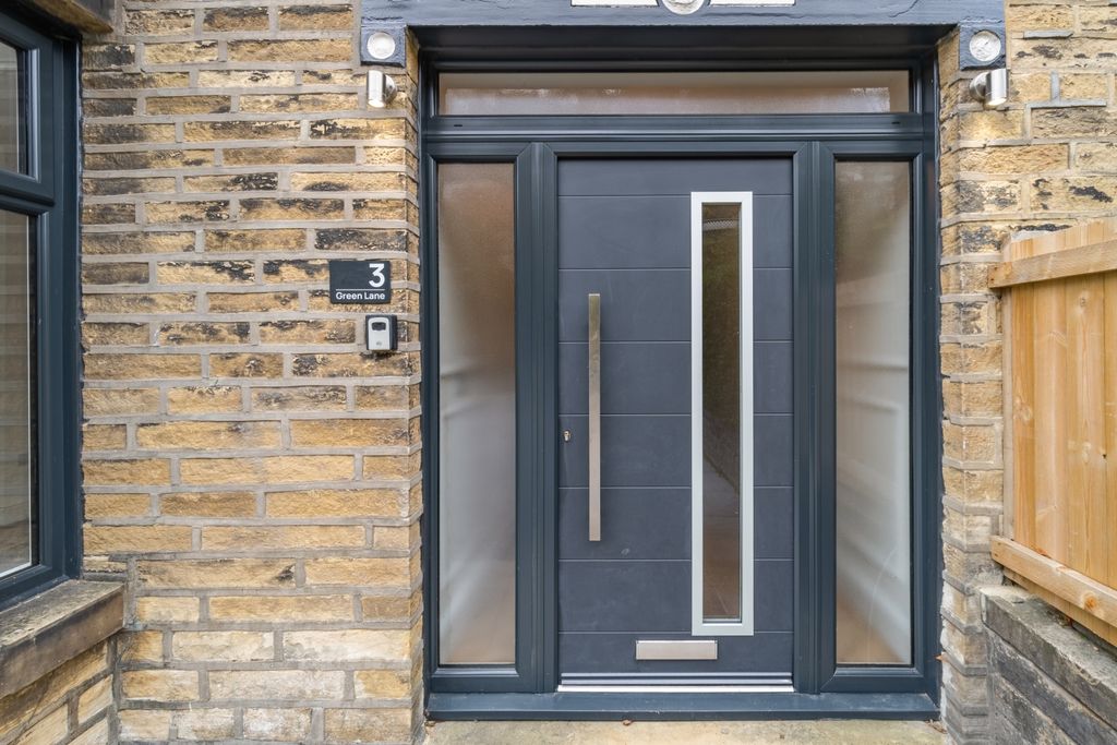 Property photo 2 of 36 Front Entrance