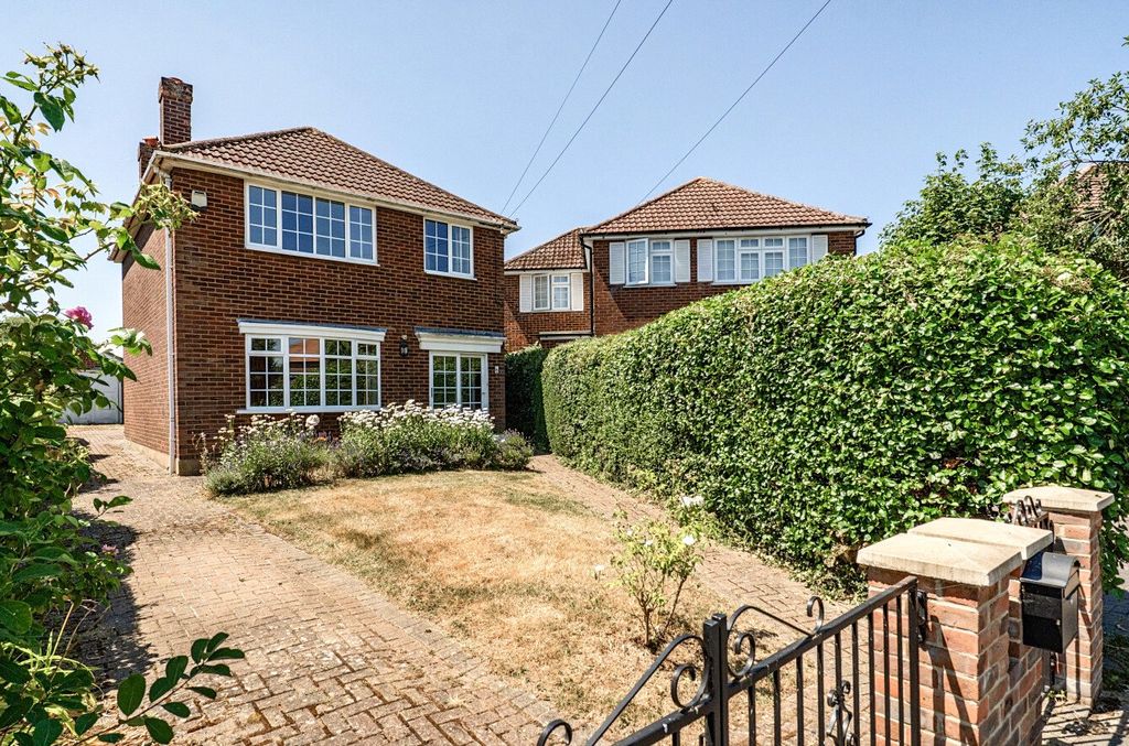 Property photo 2 of 21 Picture No. 01