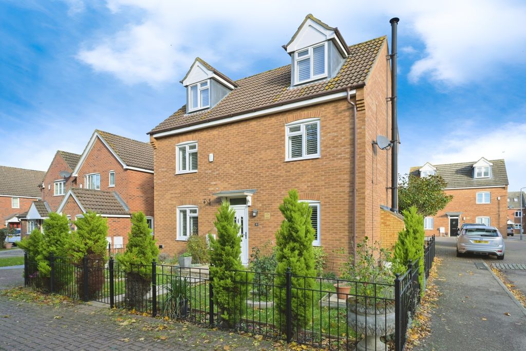 Property photo 1 of 19