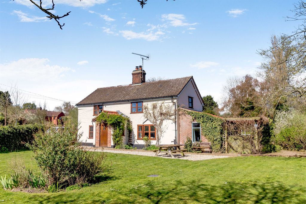 Property photo 1 of 19