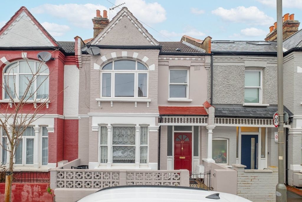 Property photo 2 of 12 37-Undine-Street-...