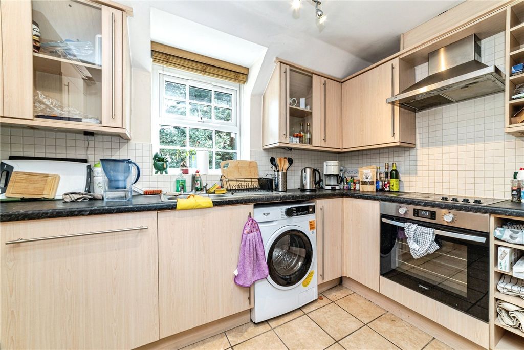 Property photo 3 of 15 Kitchen