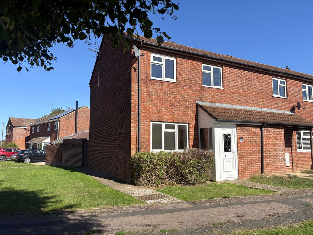 Property photo 1 of 17 3 Bedroom End Terrace House For Sale