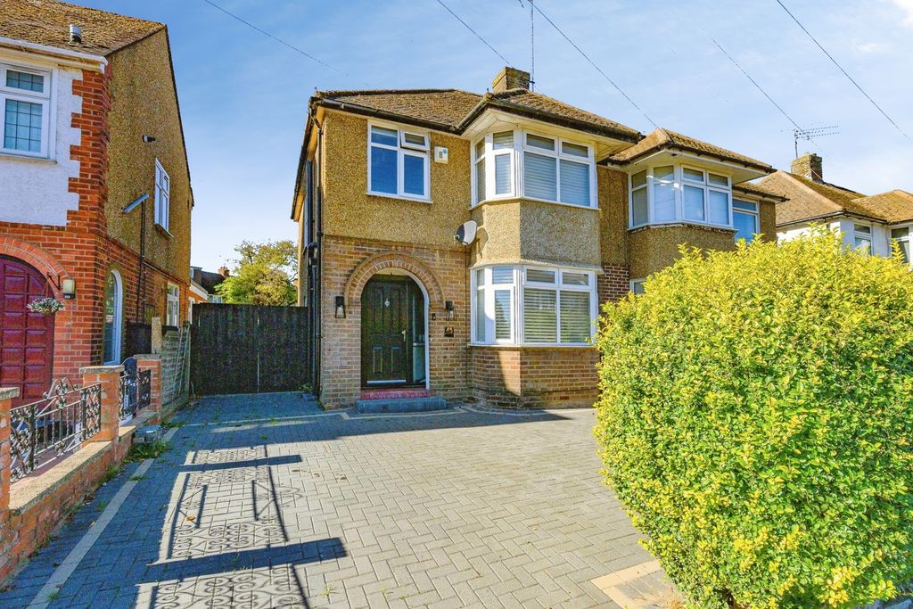 Property photo 1 of 17 Pbox-Img.Jpg