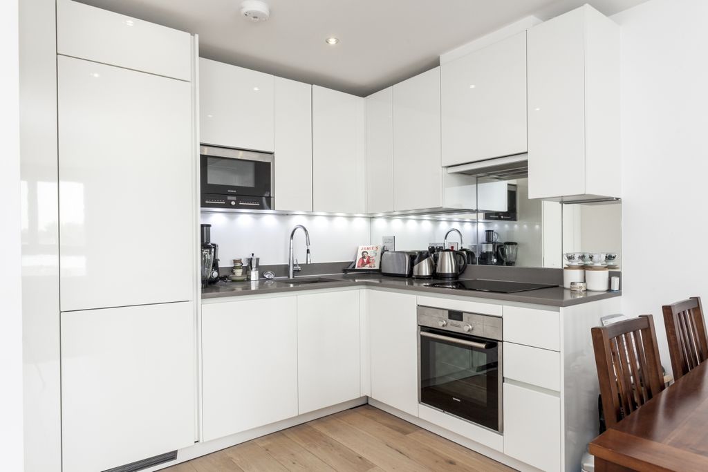 Property photo 2 of 8 #