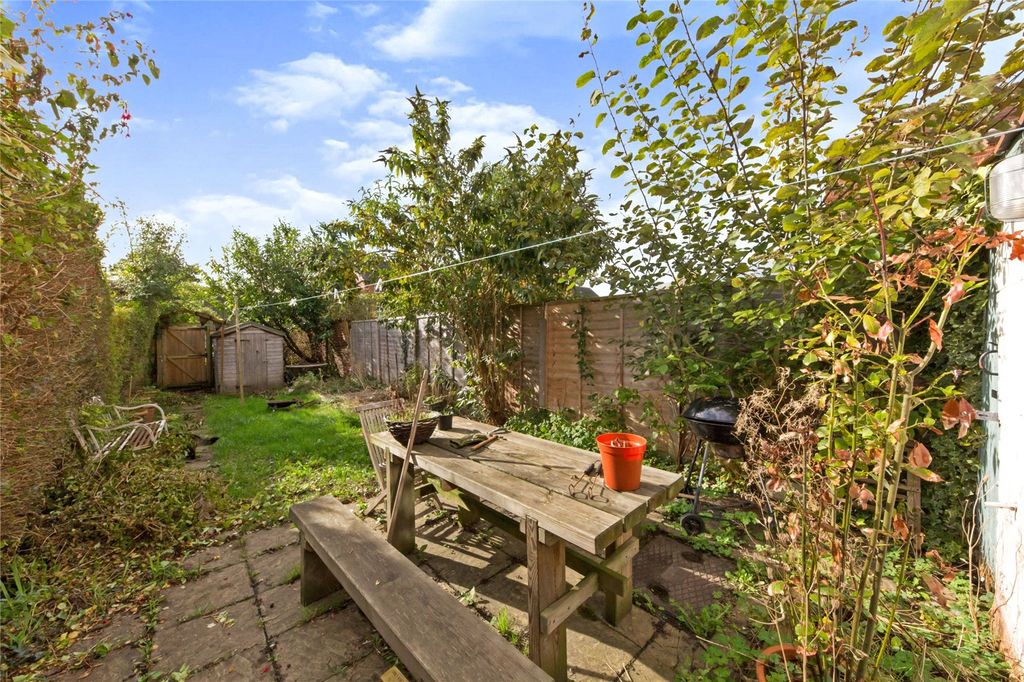 Property photo 2 of 10 Picture No. 03