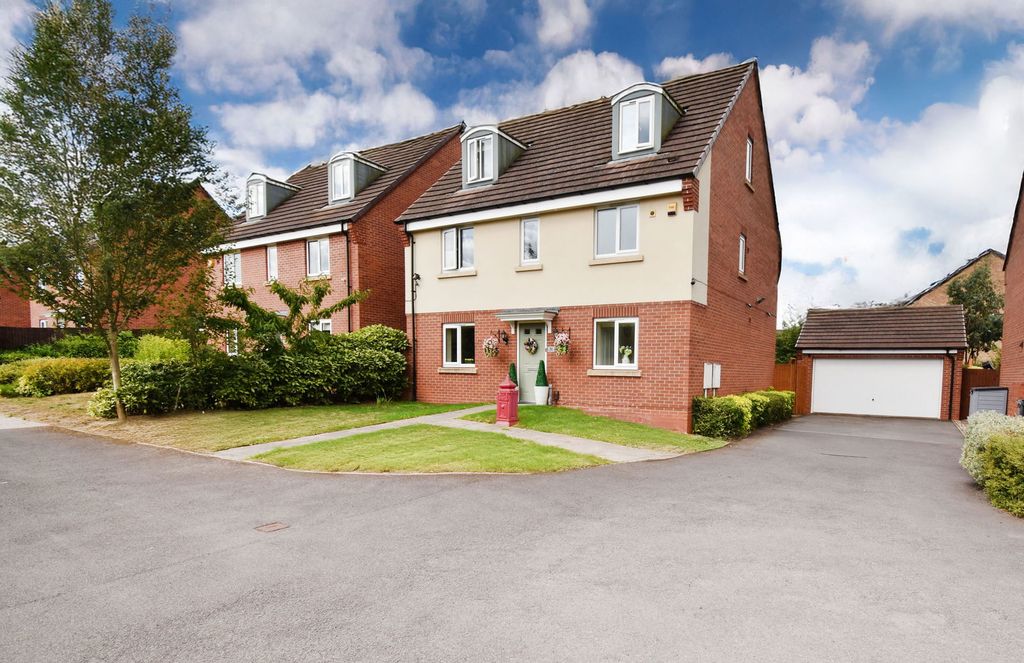 Property photo 1 of 30