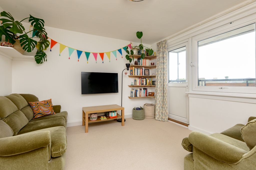 Property photo 2 of 19 Property Image 2