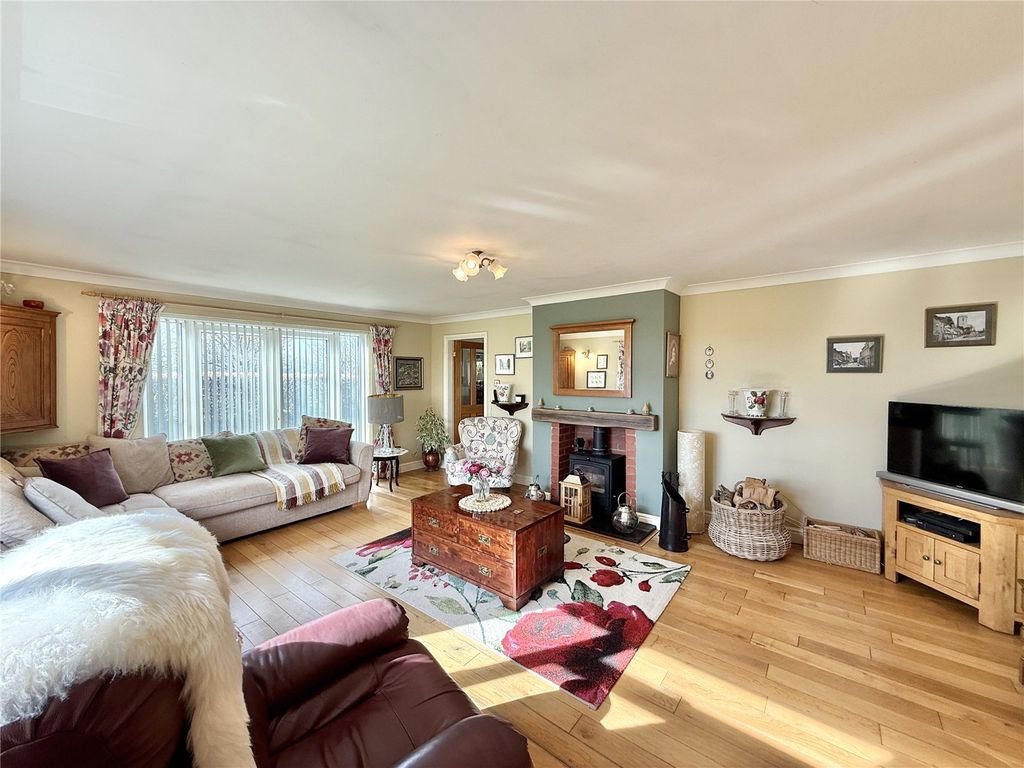 Property photo 3 of 42 Picture No. 03