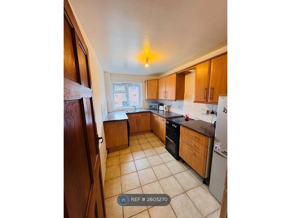 Property photo 3 of 11