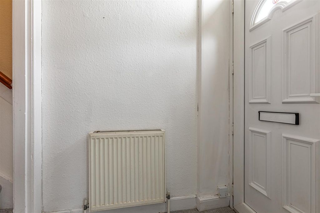 Property photo 3 of 24 15 Woodside Place Galashiels 06.Jpg