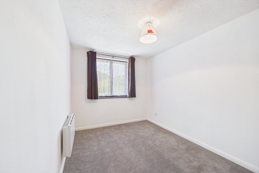 Property photo 3 of 6 Picture No. 02