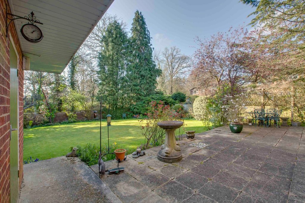 Property photo 3 of 14