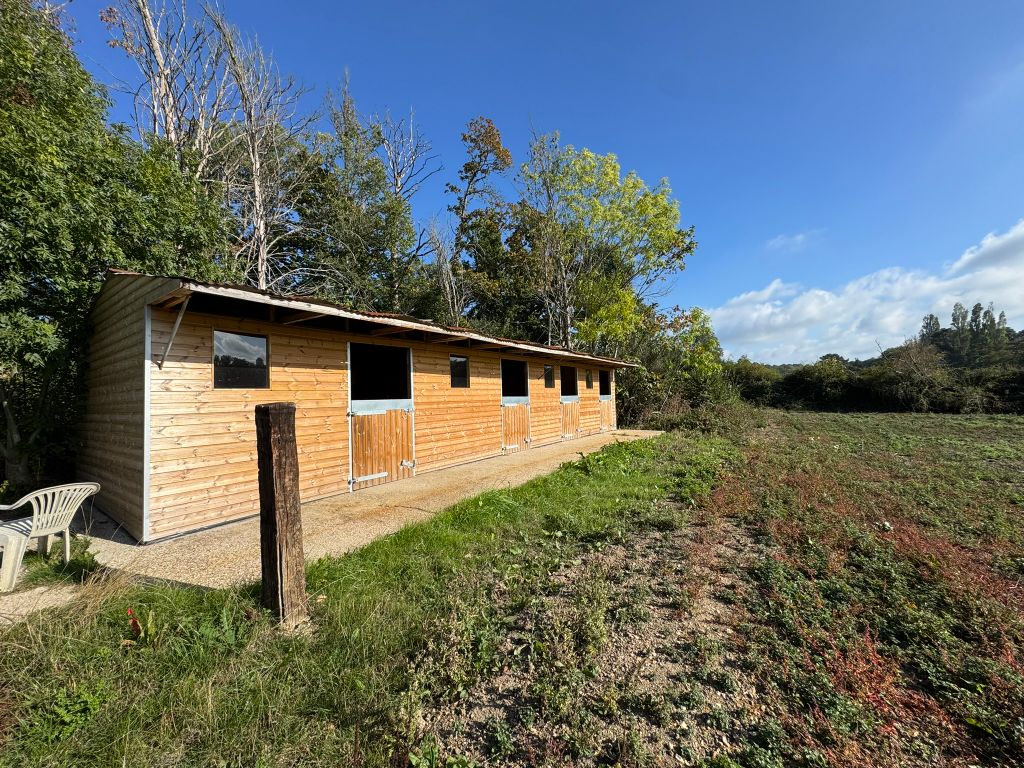 Property photo 2 of 9