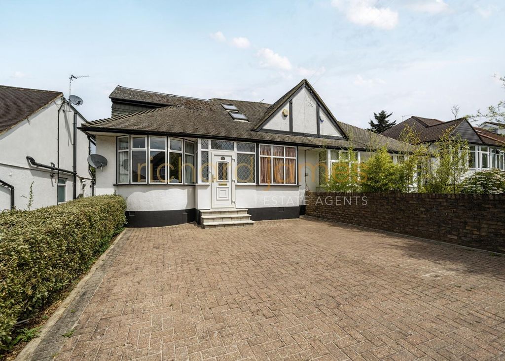 Property photo 1 of 15 B8964d48-9784-4A08-Bf9E-5Cf36609B7Fe.Jpg