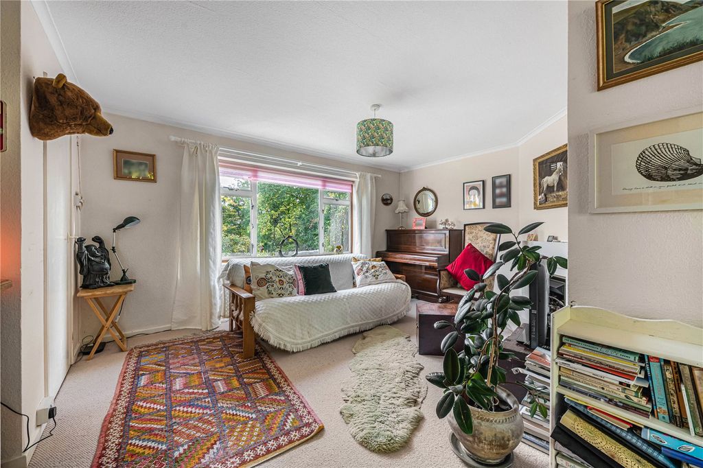 Property photo 2 of 20 Picture No. 04