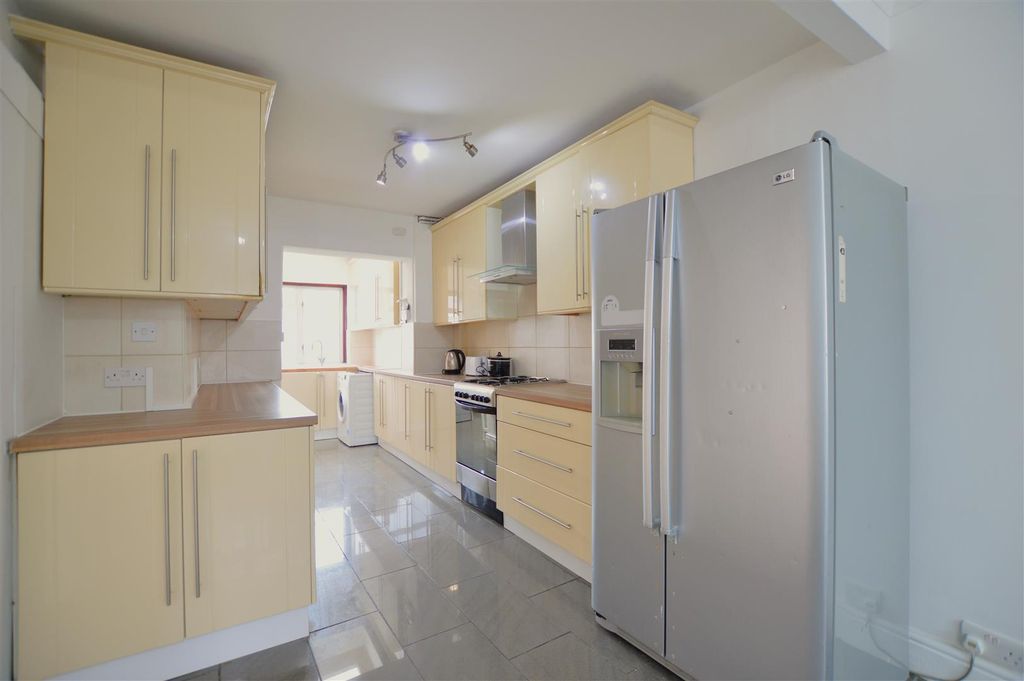 Property photo 2 of 15 Dsc_0877.Jpg