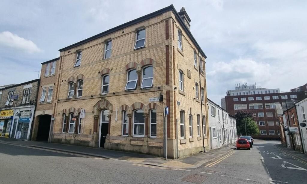 Property photo 1 of 6