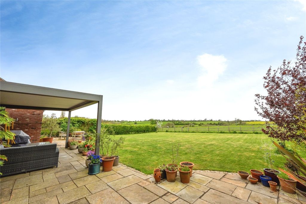 Property photo 2 of 26 Rear Garden