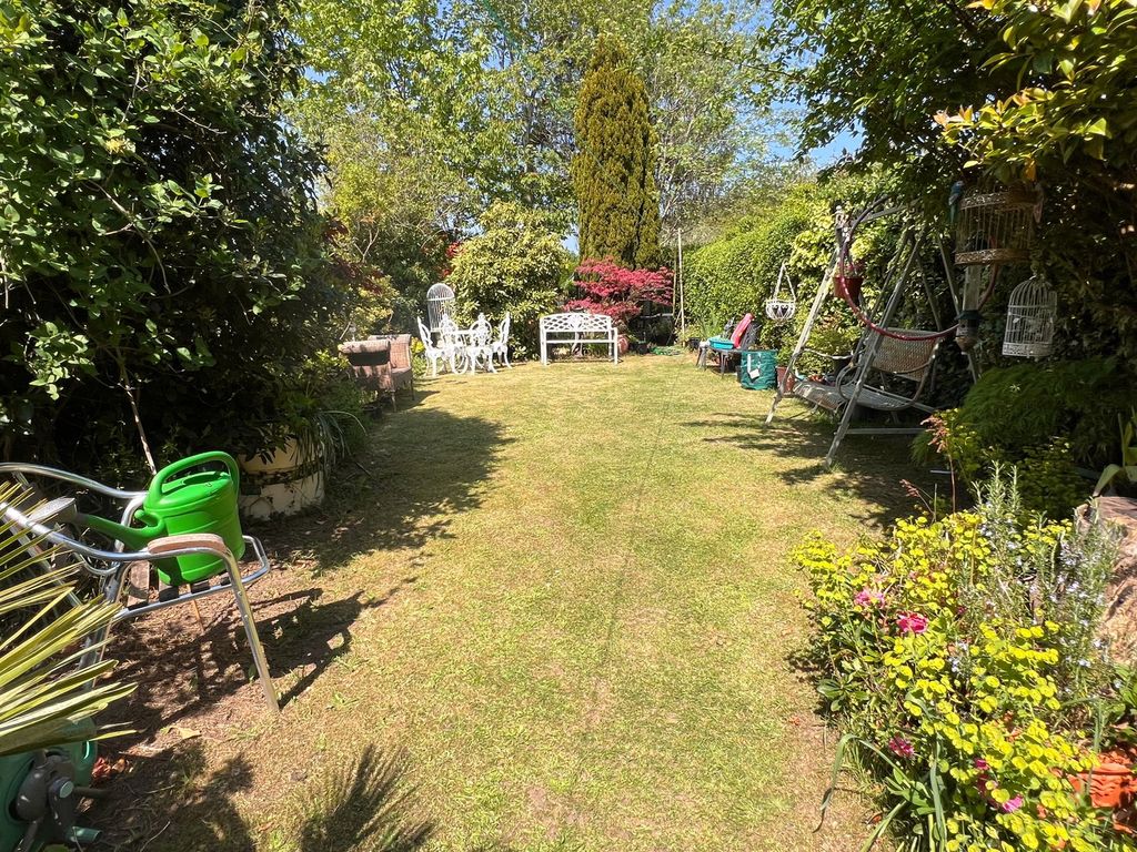 Property photo 2 of 16