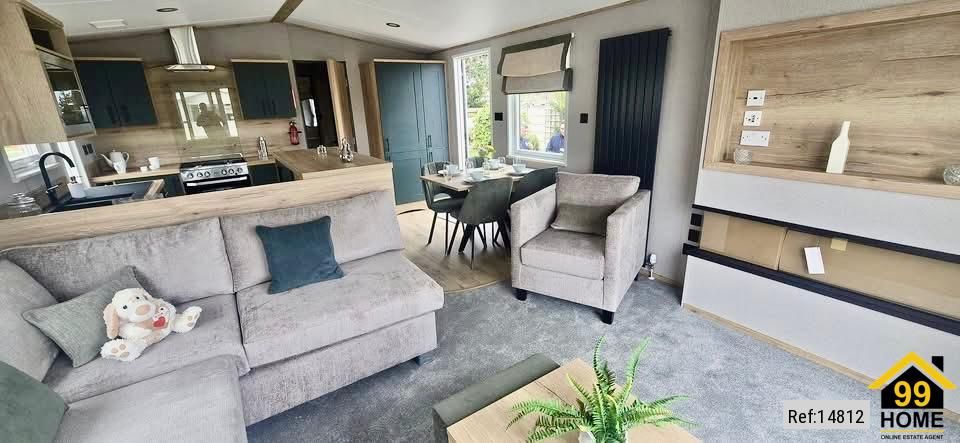 Property photo 2 of 12 Photo 1