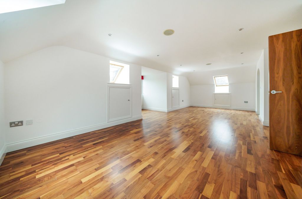 Property photo 3 of 13 Reception Room