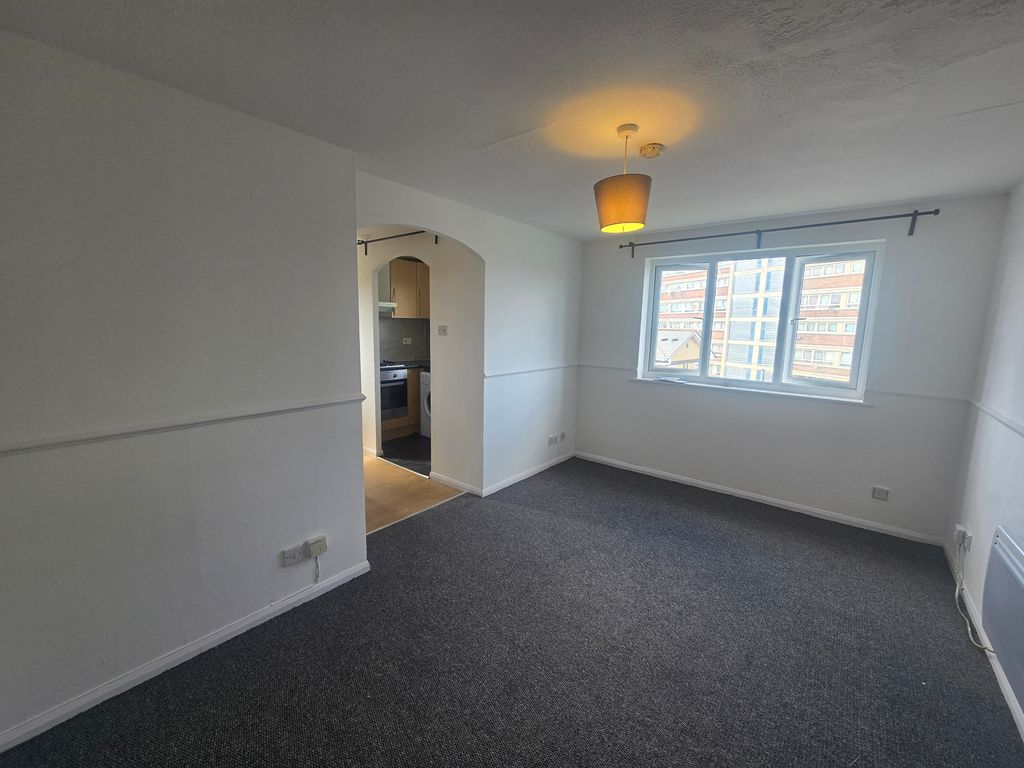 Property photo 1 of 4