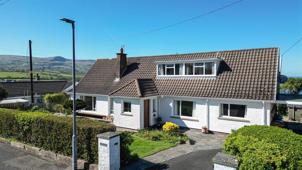 Property photo 1 of 53 Dhp-16.Jpg