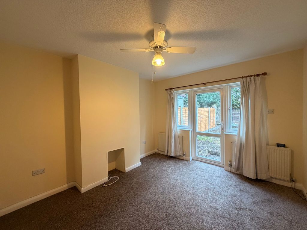 Property photo 3 of 26