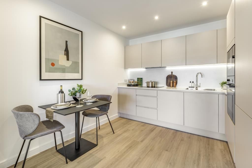 Property photo 3 of 20 Kitchen