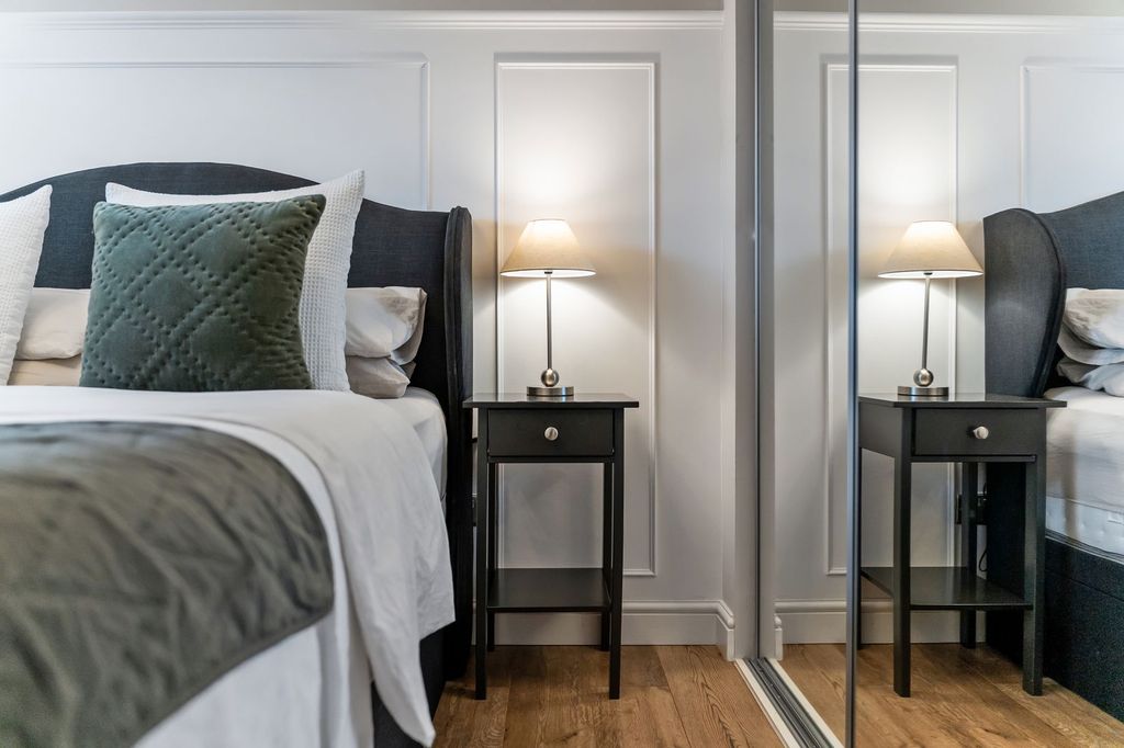 Property photo 3 of 42