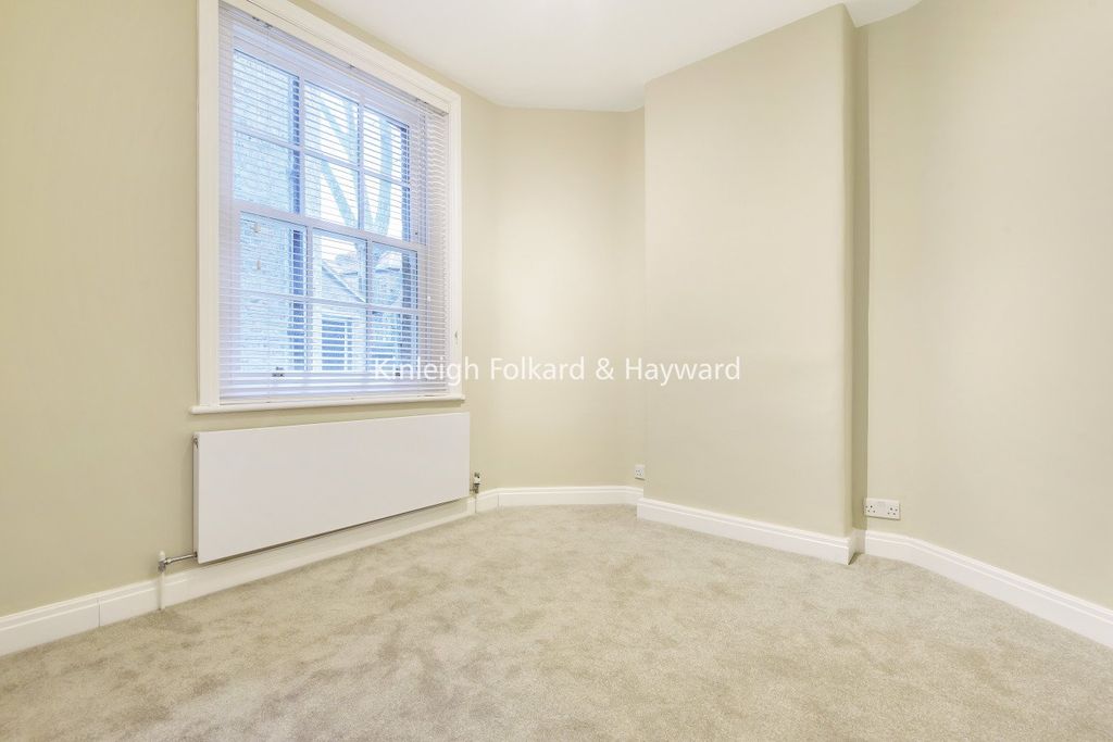 Property photo 3 of 7 Picture No. 10