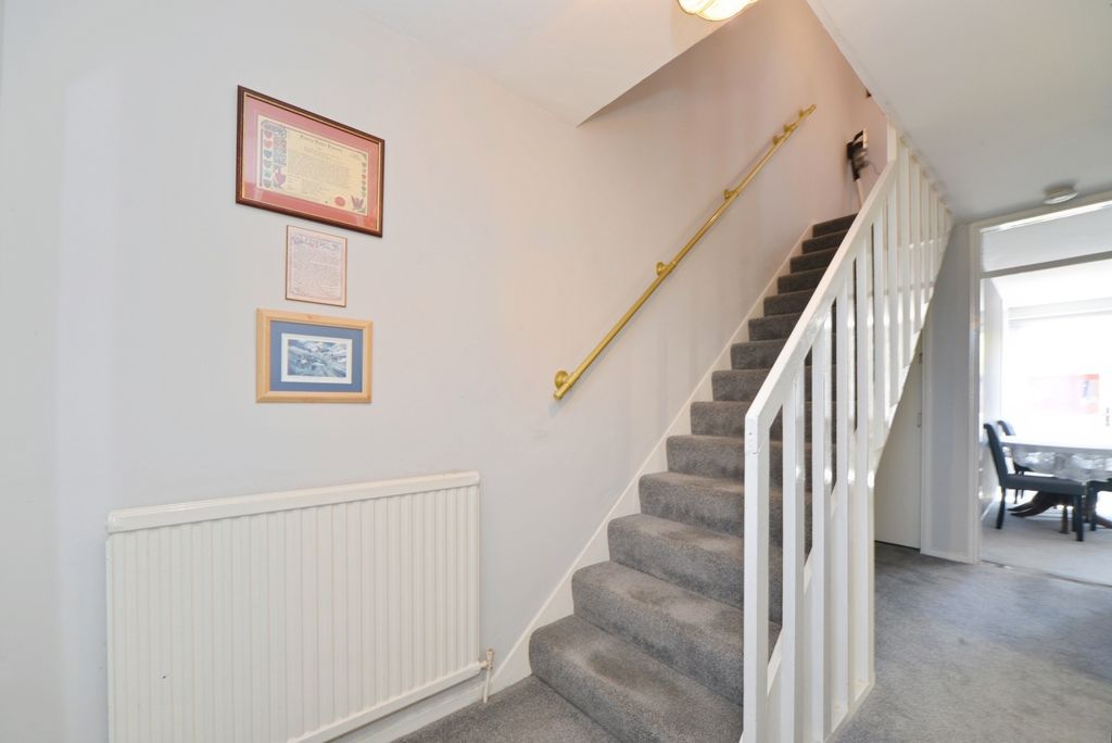 Property photo 2 of 17 Photo