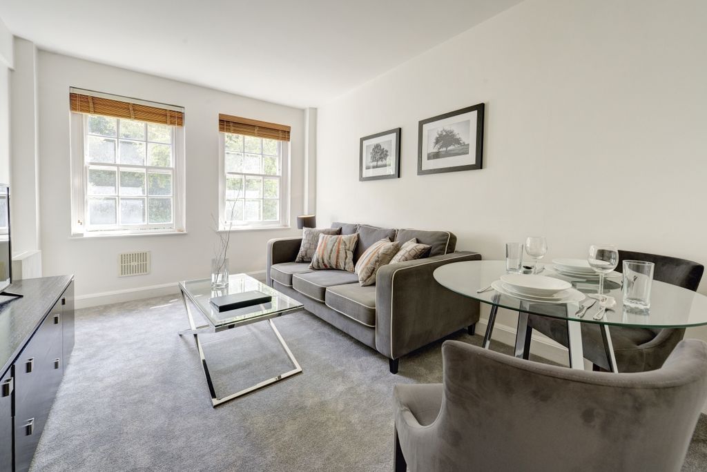 Property photo 1 of 13 12A Pelham Court ...