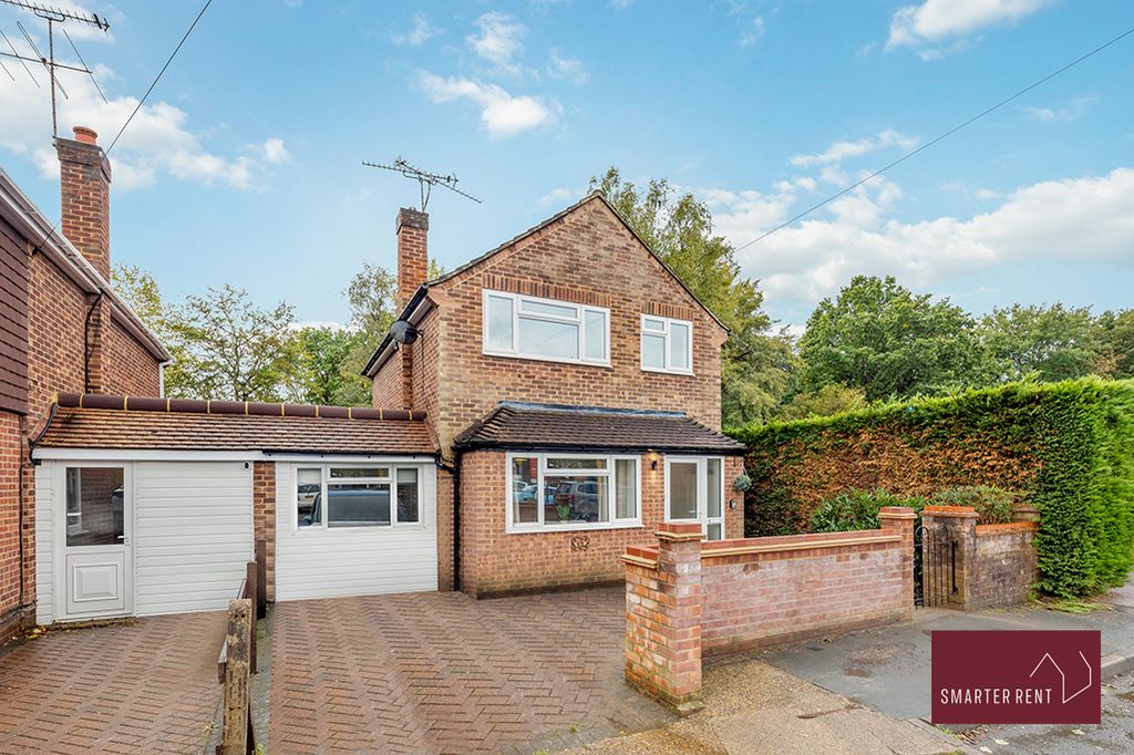Property photo 1 of 21
