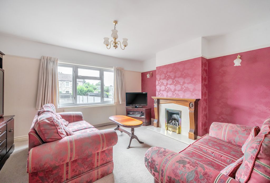 Property photo 2 of 21 1343055-14-68A47F...