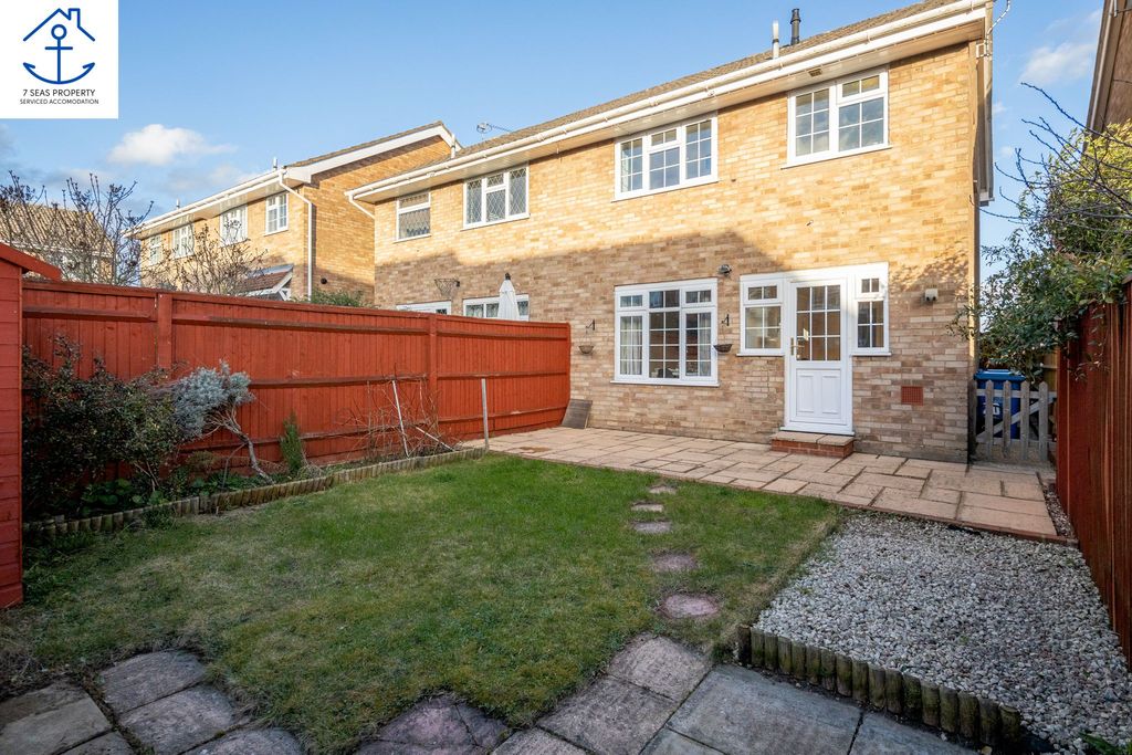 Property photo 2 of 43