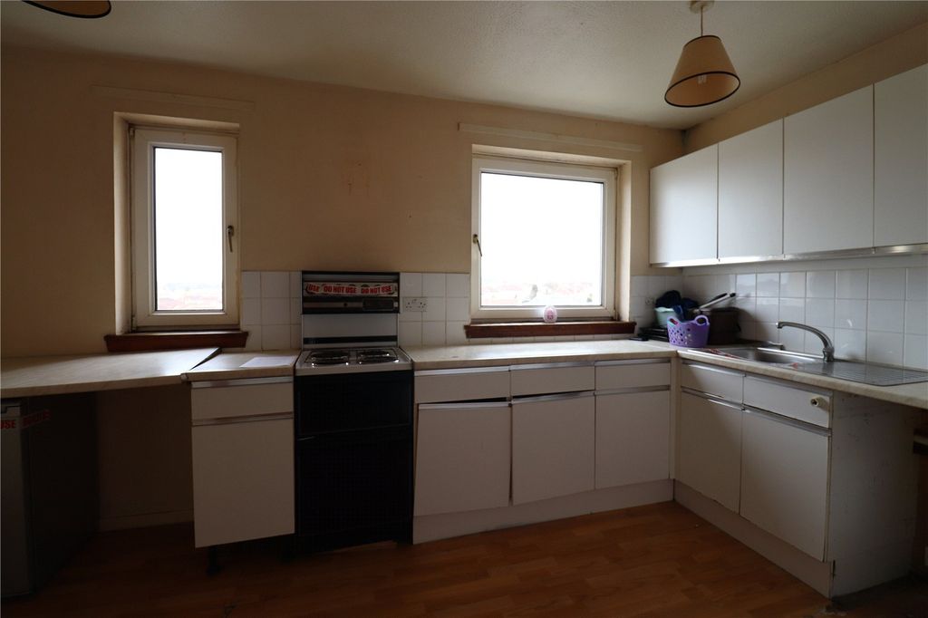 Property photo 2 of 5 Picture No. 06