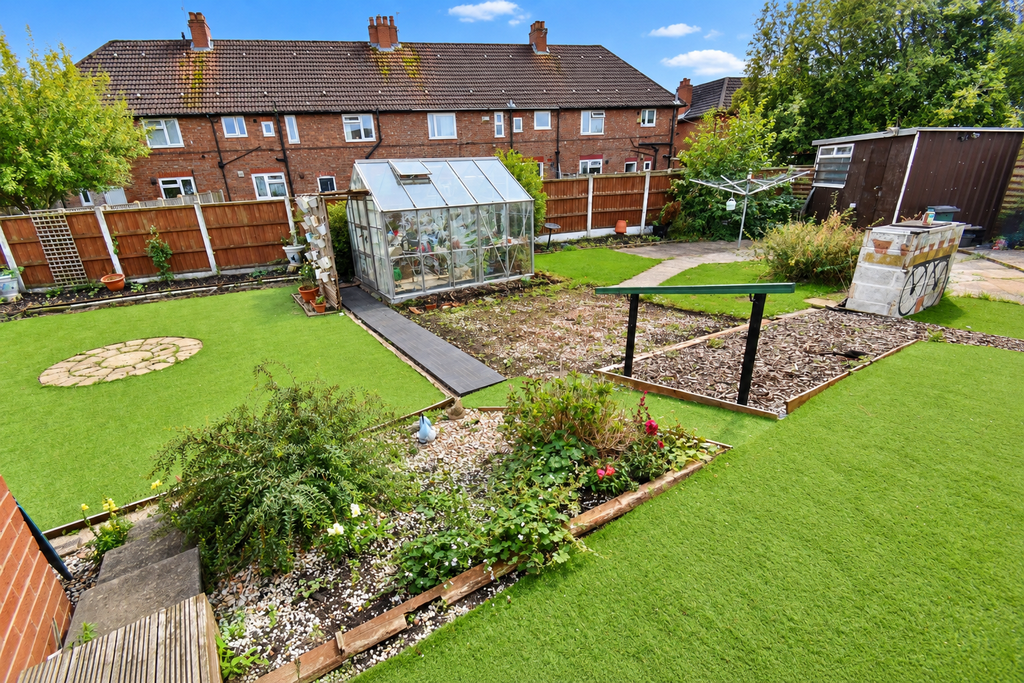 Property photo 2 of 15 Garden