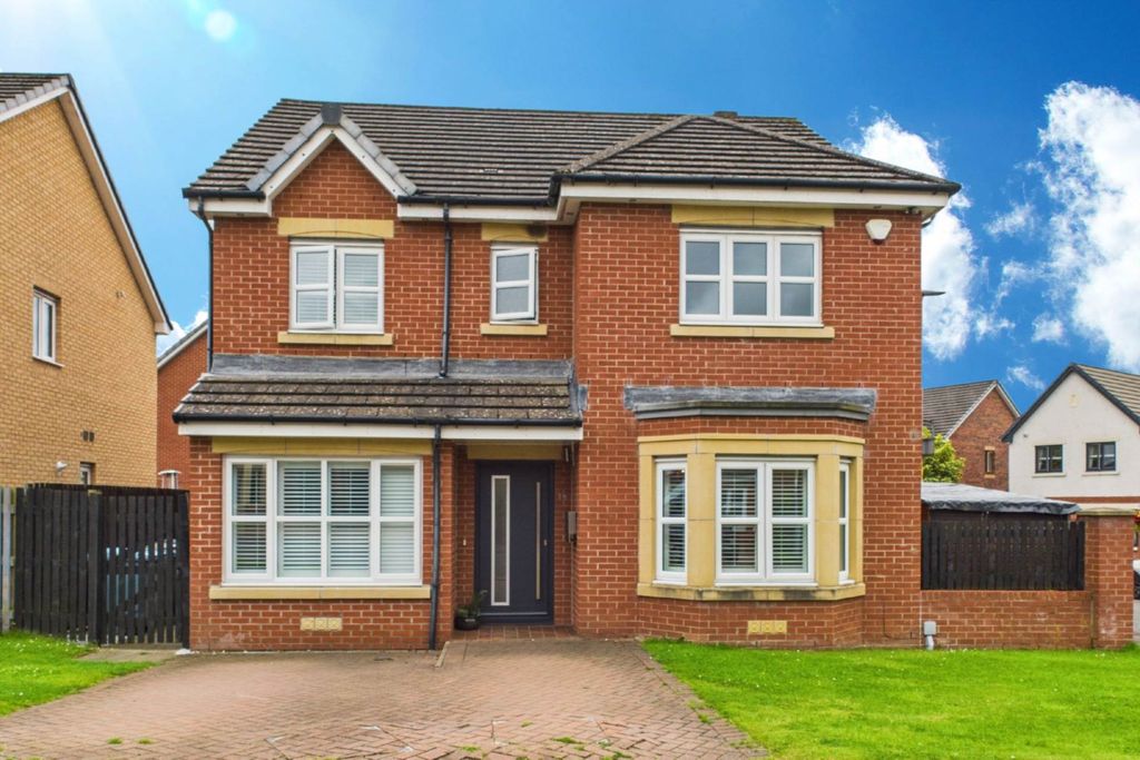 Property photo 1 of 36