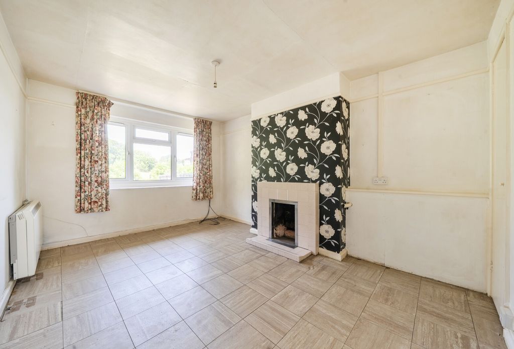 Property photo 3 of 16 1467751-16-6A181A...