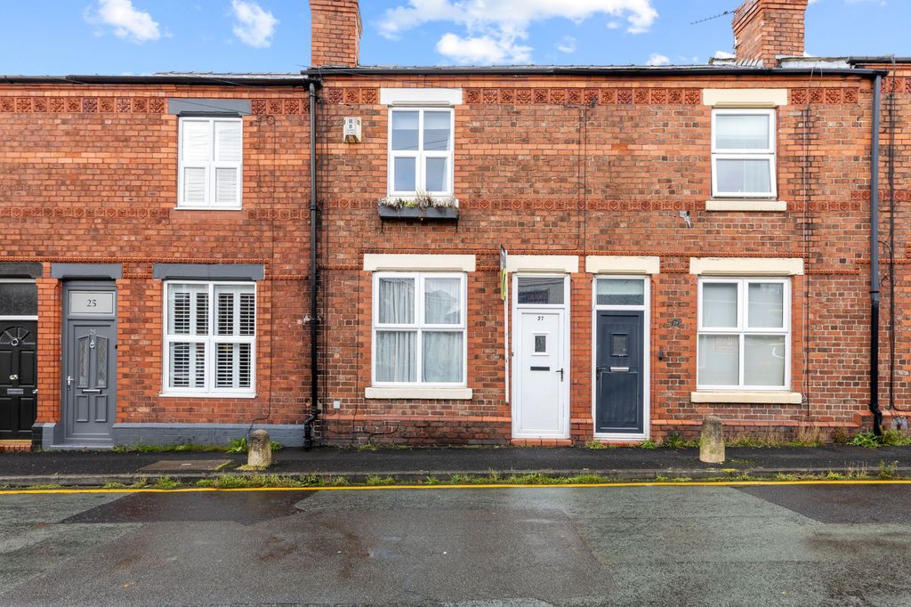 Property photo 2 of 14