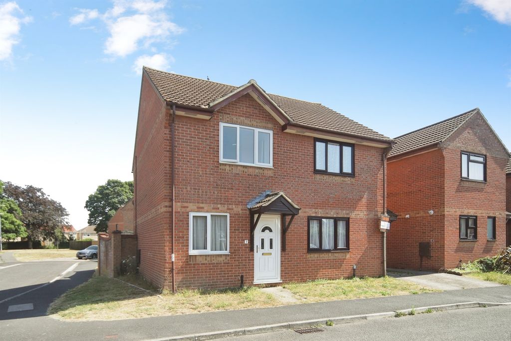 Property photo 1 of 11