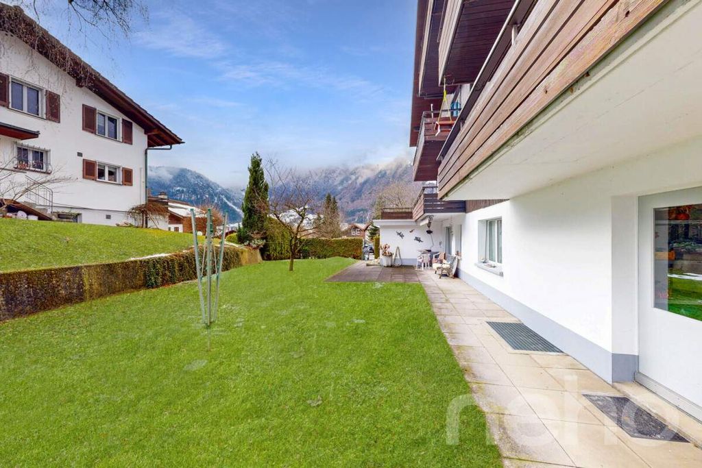 Property photo 2 of 12