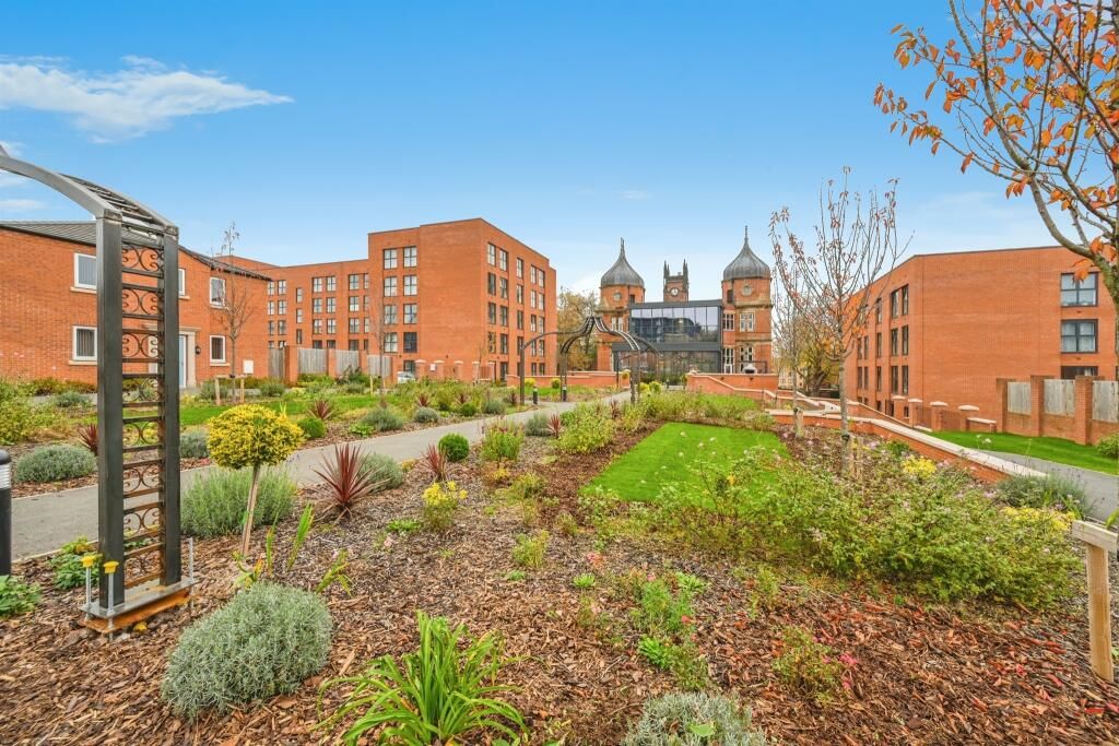 Property photo 1 of 8 Image