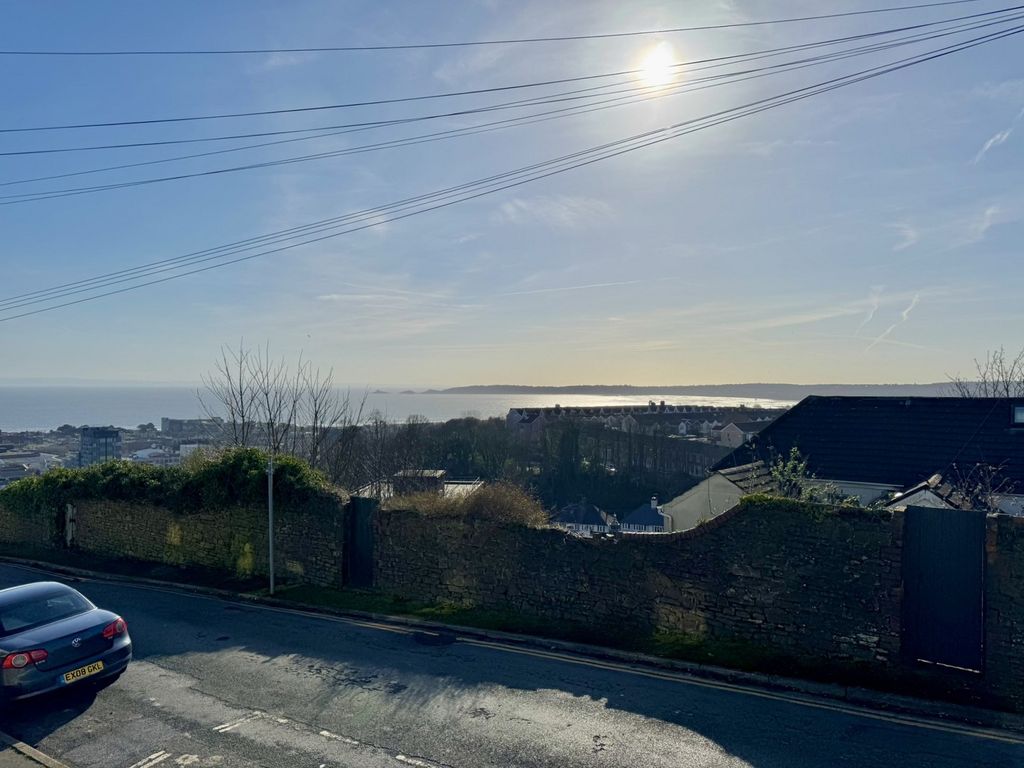 Property photo 2 of 16 Not Specified