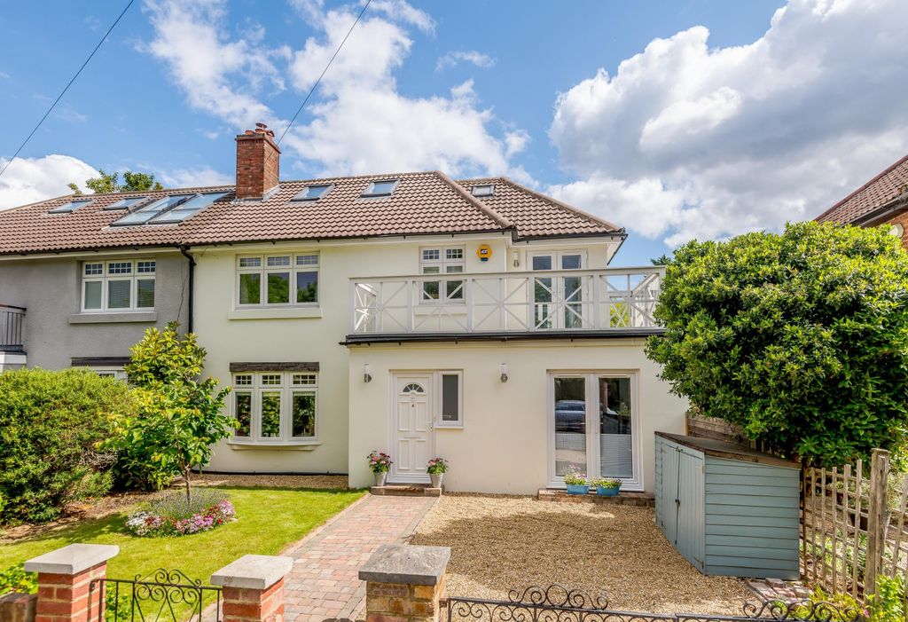 Property photo 1 of 14 Front