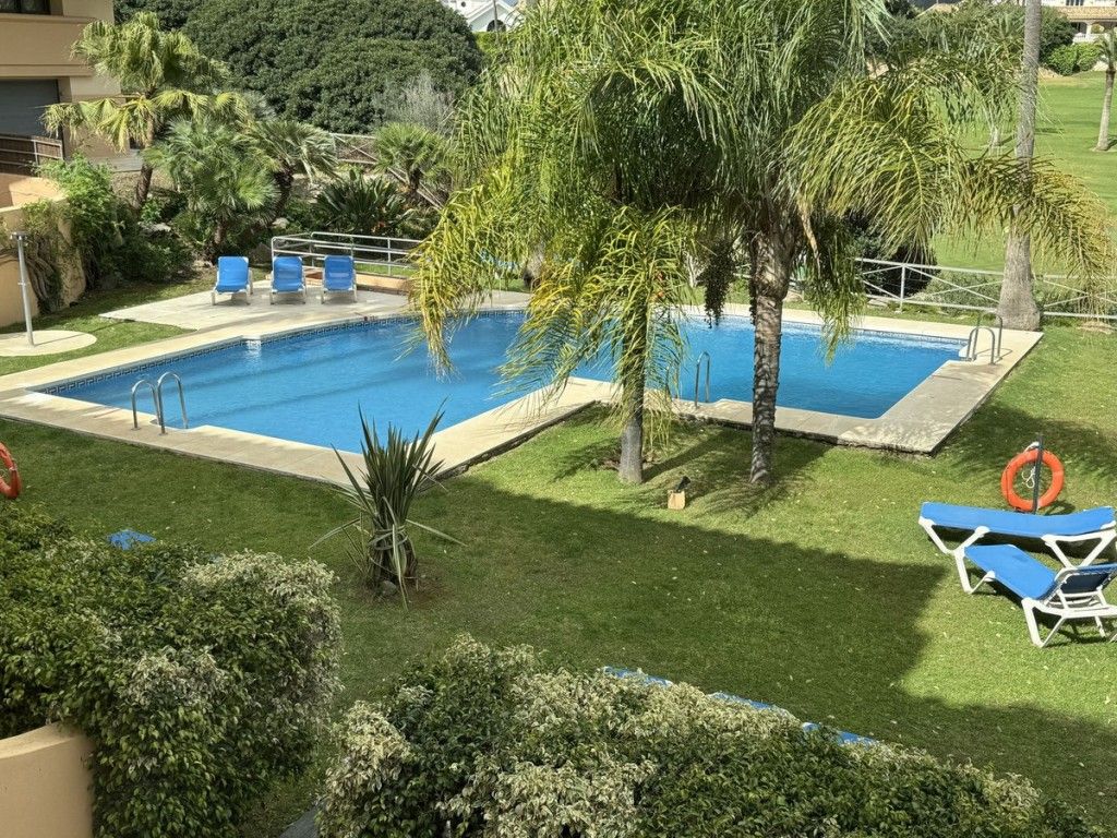 Property photo 1 of 20 Pool