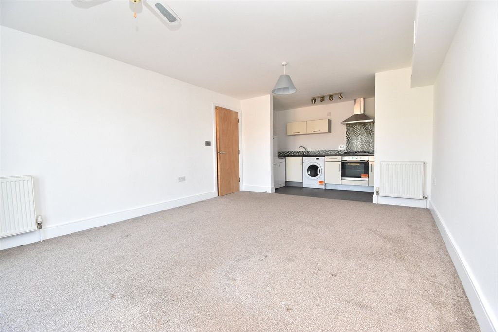 Additional image 4 of 2 bed flat to rentFore Hamlet, Nautica, Ipswich, Suffolk IP3